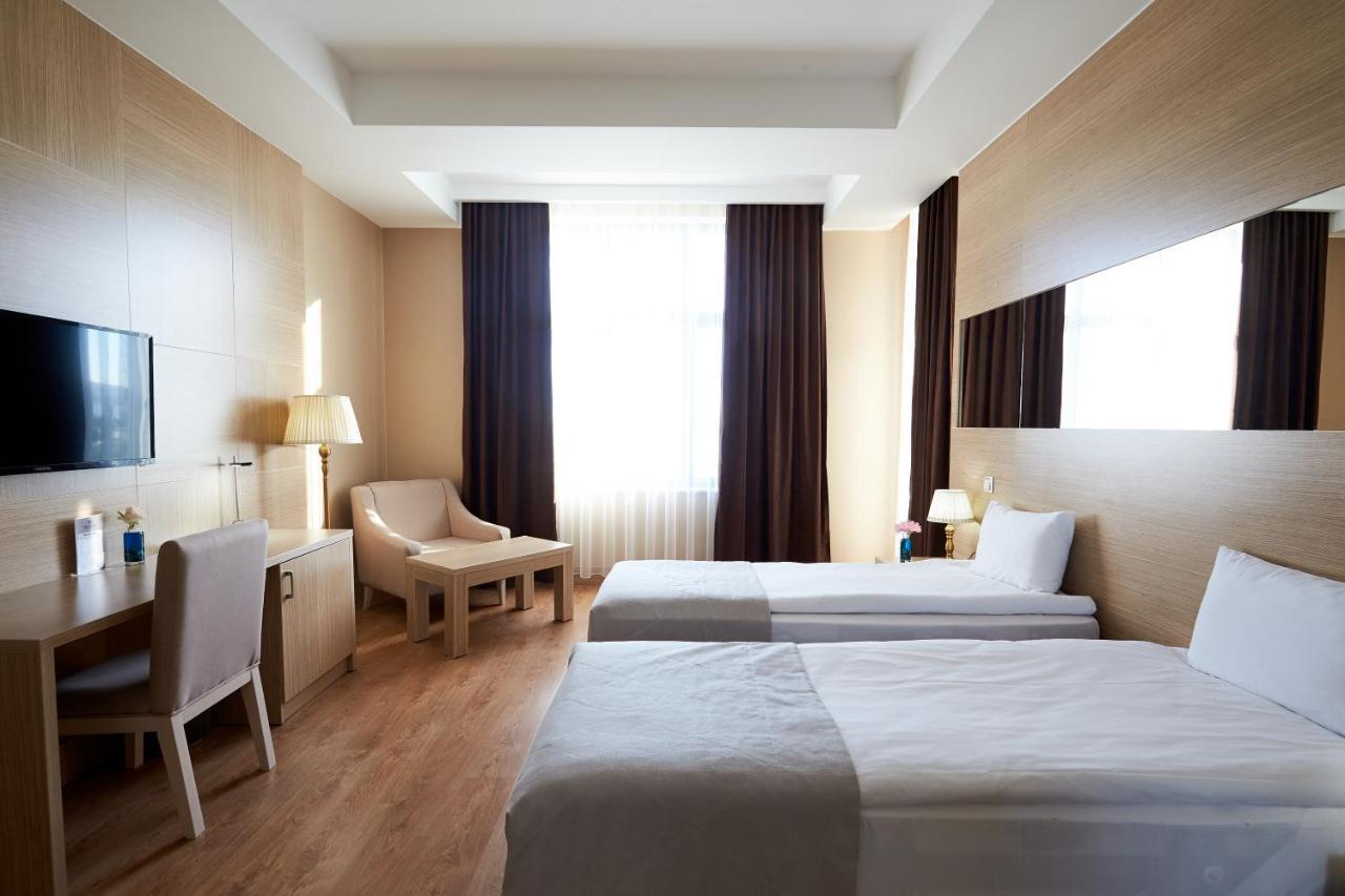 Nobel Hotel Baku Exterior foto
